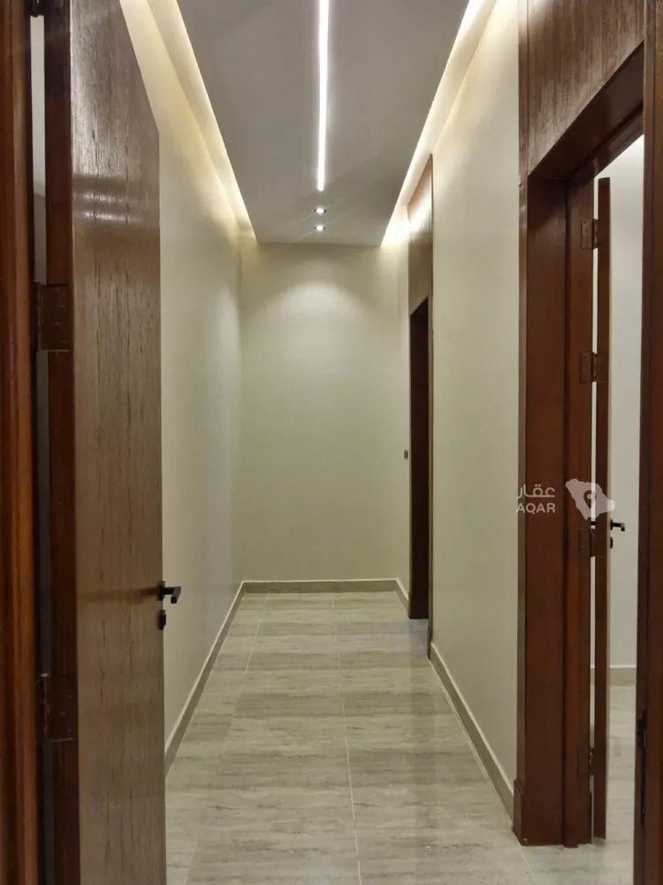 Floor for Sale in Riyadh Ad Dar Al Baida 9