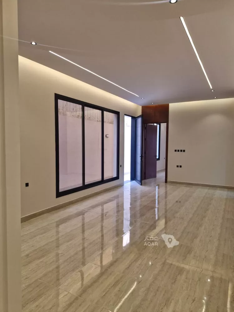 Floor for Sale in Riyadh Ad Dar Al Baida 4