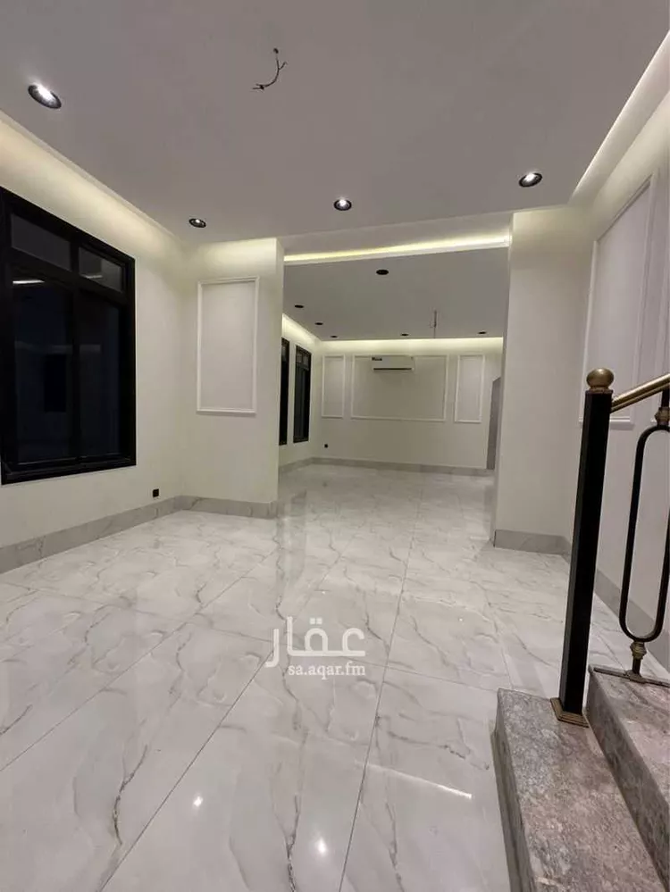 فيلا للإيجار في شارع 7103960, حي الصفاء, مدينة الرياض, منطقة الرياض صورة 2