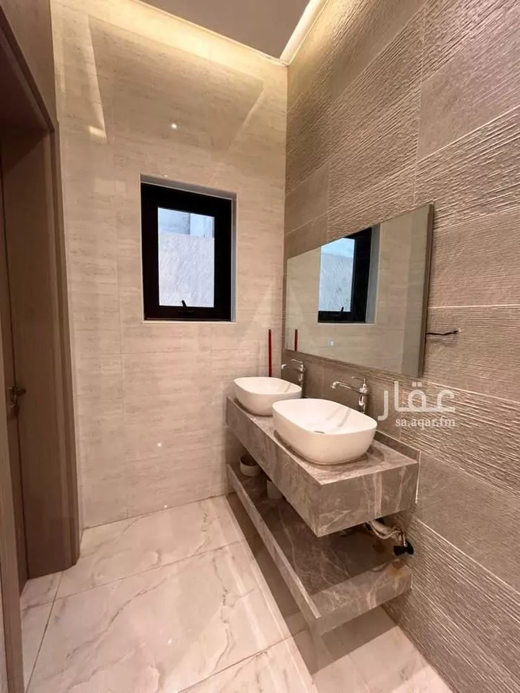 فيلا للإيجار في شارع 7103960, حي الصفاء, مدينة الرياض, منطقة الرياض صورة 5