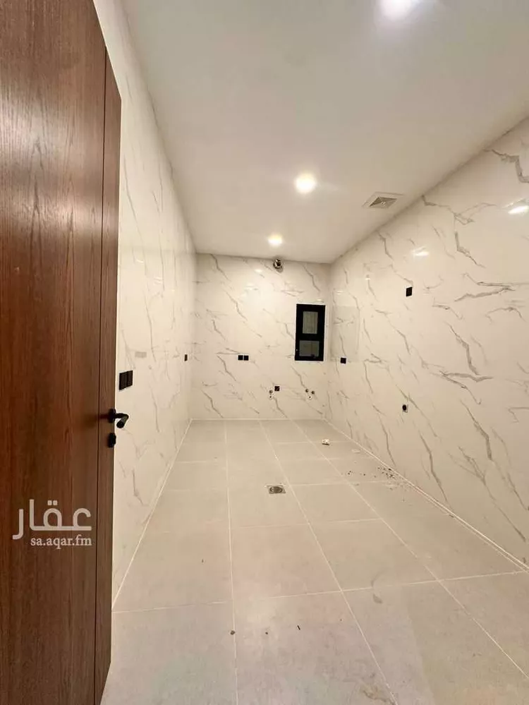 شقة للبيع في شارع الزهد, حي الشعلة, مدينة الدمام, المنطقة الشرقية 9