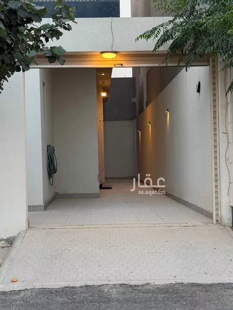 فيلا للبيع في شارع ابن الأبيض, حي العارض, مدينة الرياض, منطقة الرياض