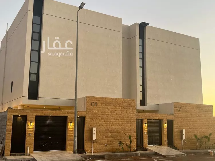 فيلا للبيع في شارع محمد بن سفيان العمري, حي نبلاء, مدينة المدينة المنورة, منطقة المدينة المنورة صورة 2