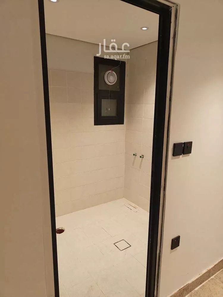 شقة للإيجار في شارع نعيم بن مسعود ، حي السليمانية ، الرياض ، منطقة الرياض صورة 4