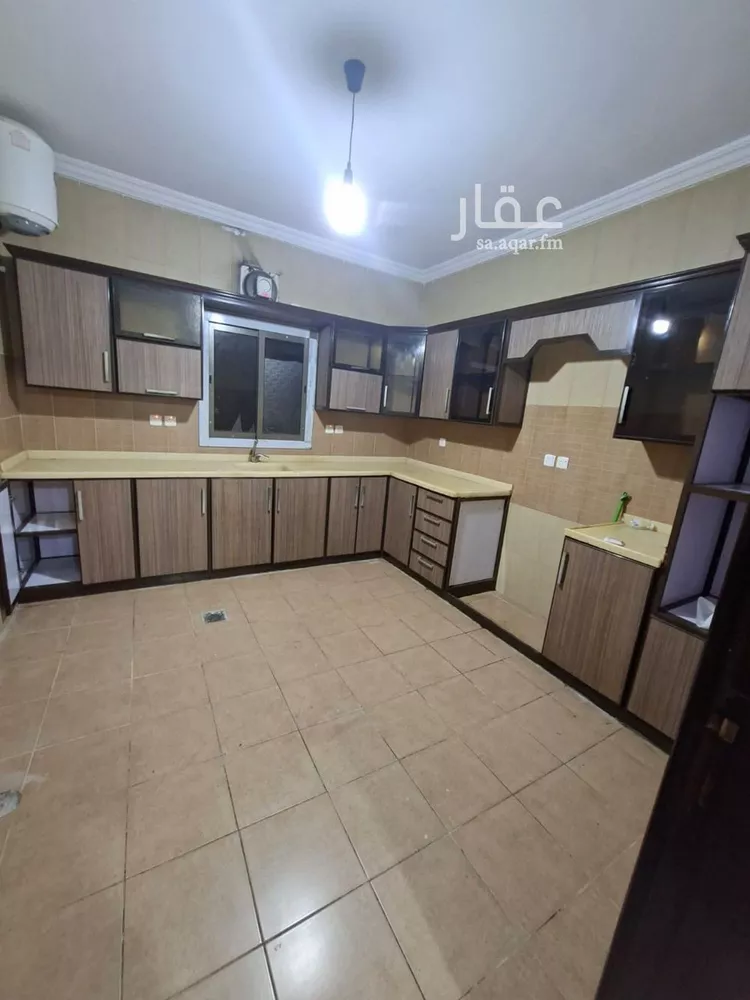 شقة للإيجار في شارع ابو الحسن البصري, حي الروضة, مدينة جدة, منطقة مكة المكرمة