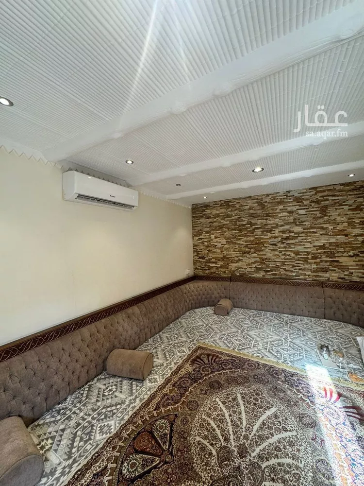 فيلا للبيع في شارع زين بن أحمد, حي القيروان, مدينة الرياض, منطقة الرياض