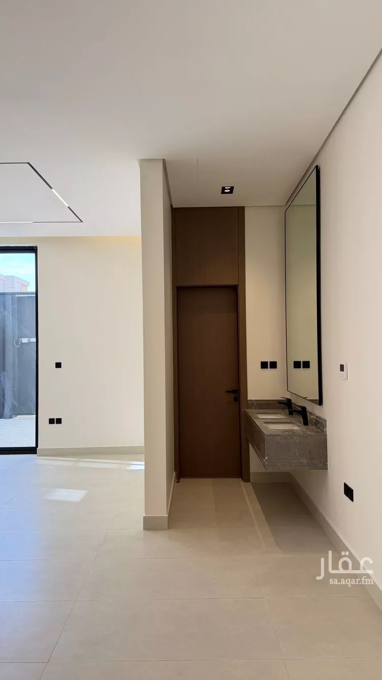 دور للبيع في شارع وجدة, حي الإزدهار, مدينة الرياض, منطقة الرياض صورة 3