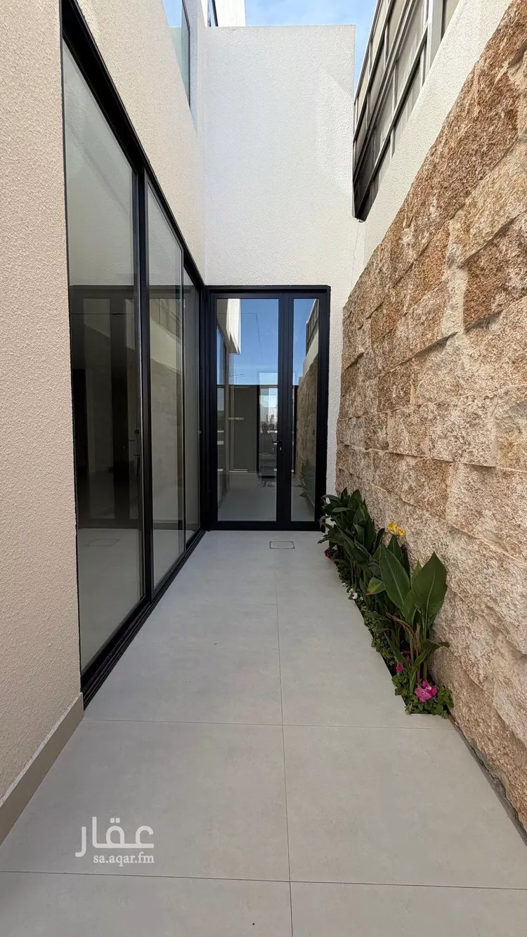 دور للبيع في شارع وجدة, حي الإزدهار, مدينة الرياض, منطقة الرياض صورة 3
