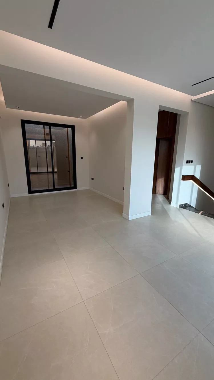 Villa for Sale in Riyadh Al Malqa 21