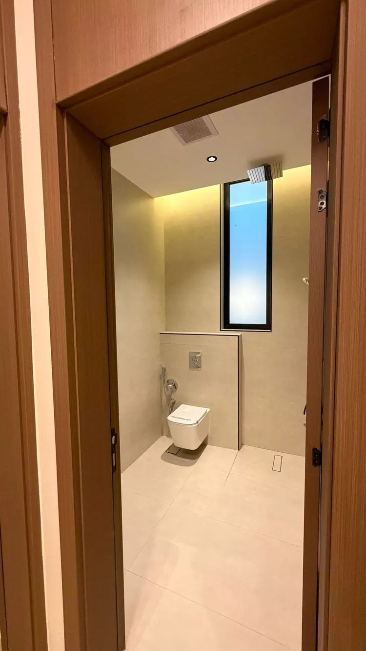 Floor for Sale in Riyadh Al Ezdihar 16