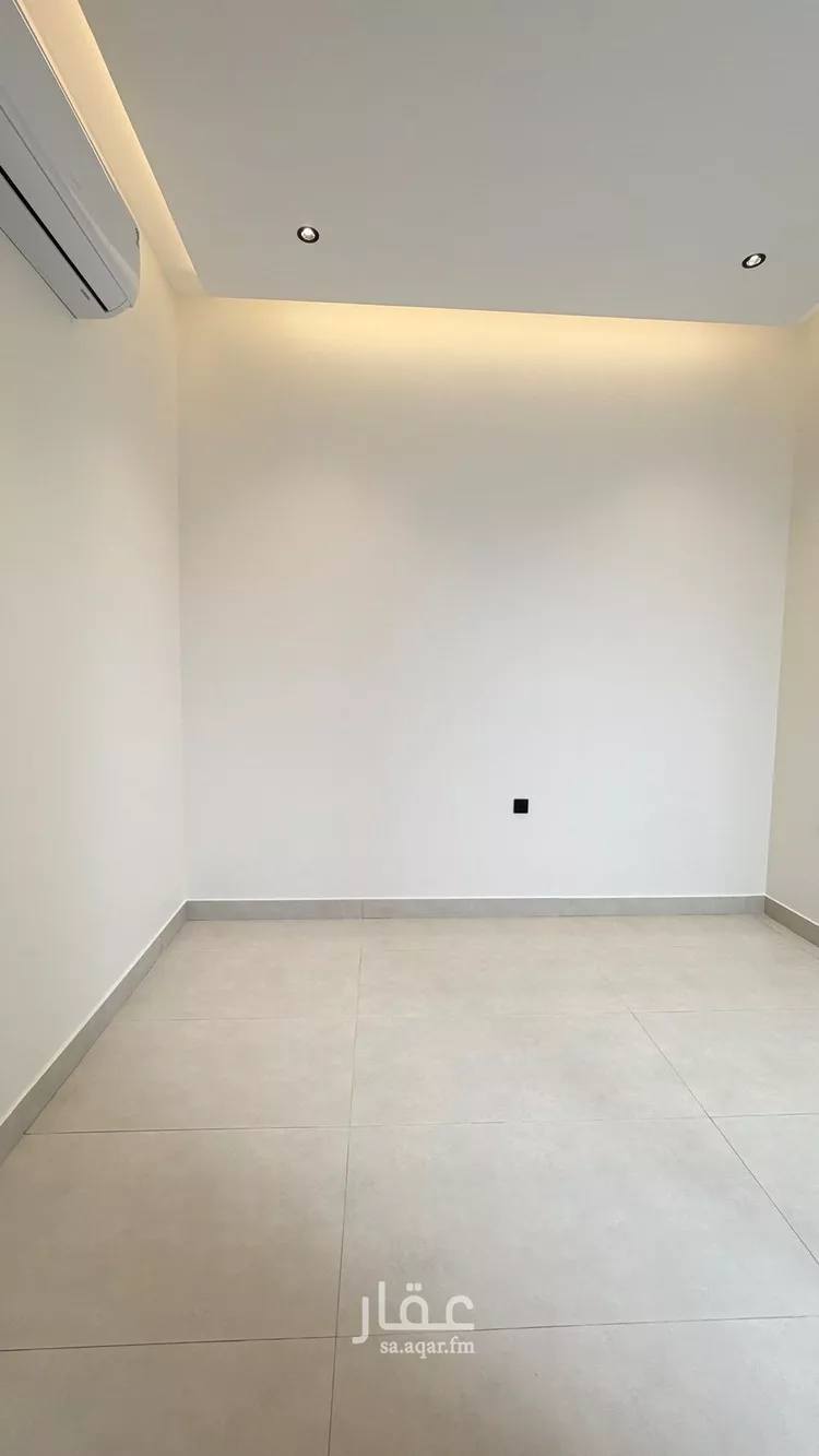 دور للبيع في شارع وجدة, حي الإزدهار, مدينة الرياض, منطقة الرياض صورة 2