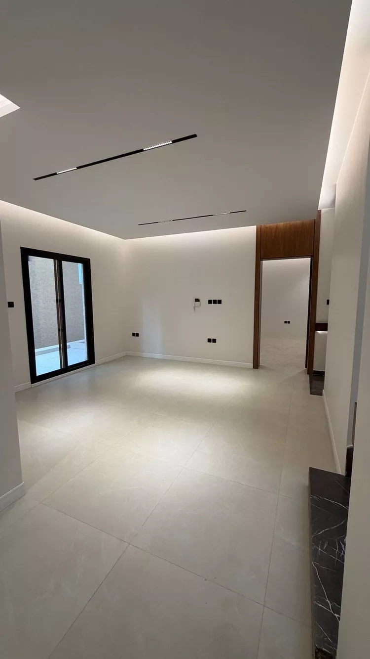 Villa for Sale in Riyadh Al Malqa 12
