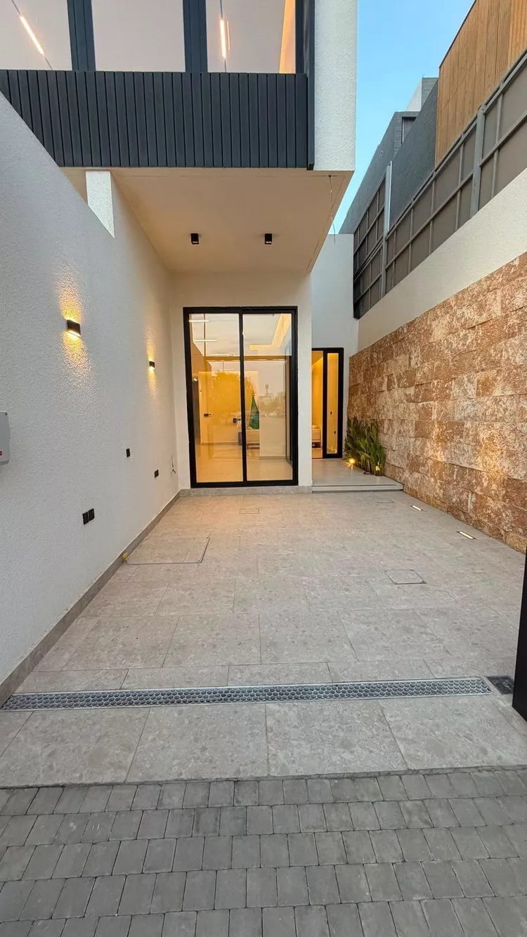 دور للبيع في شارع الوادي الفارع, حي الإزدهار, مدينة الرياض, منطقة الرياض صورة 3