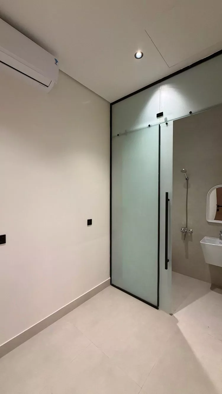 Floor for Sale in Riyadh Al Ezdihar 15