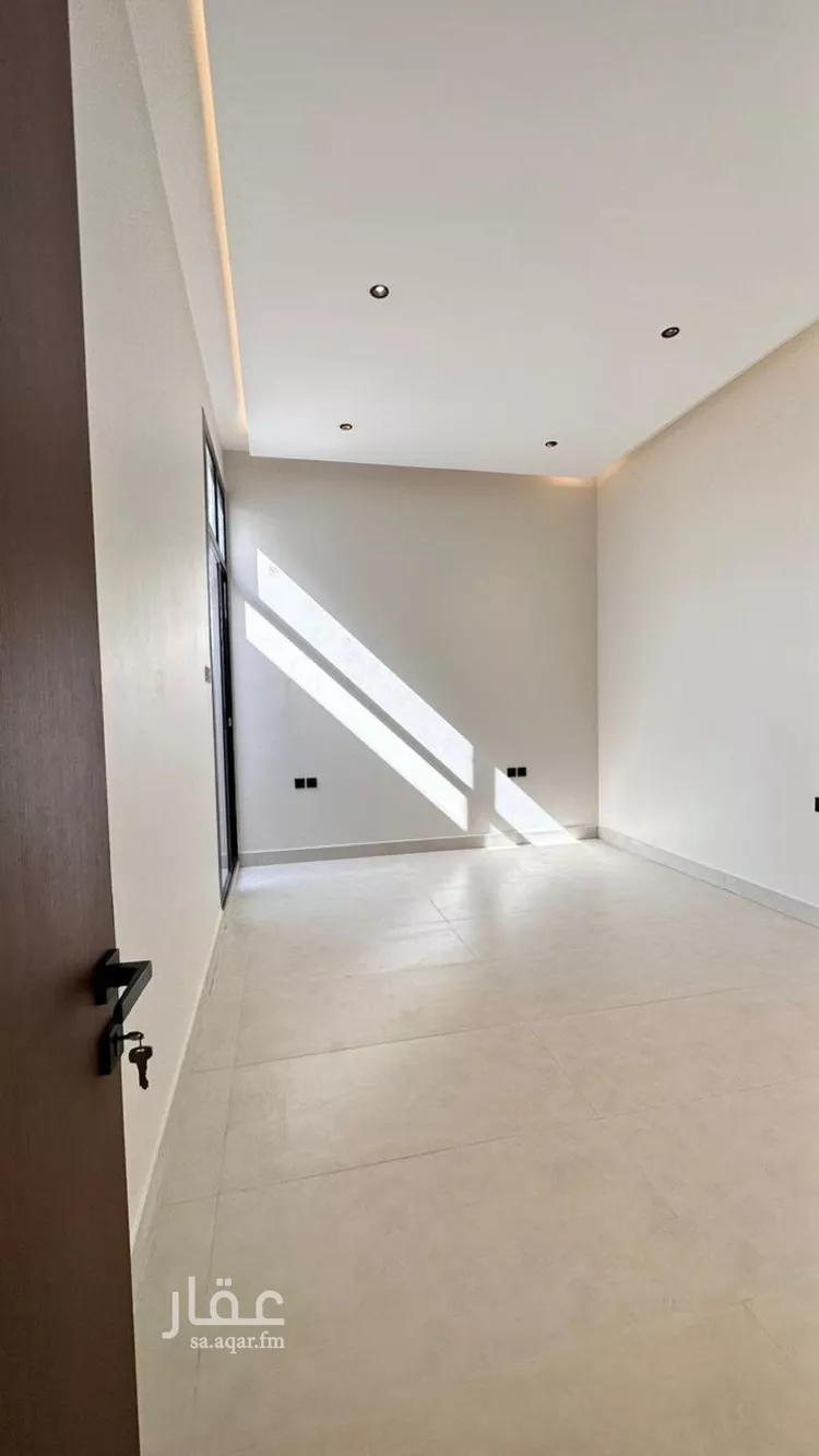 دور للبيع في شارع الطائر الزيتي, حي المروج, مدينة الرياض, منطقة الرياض صورة 3