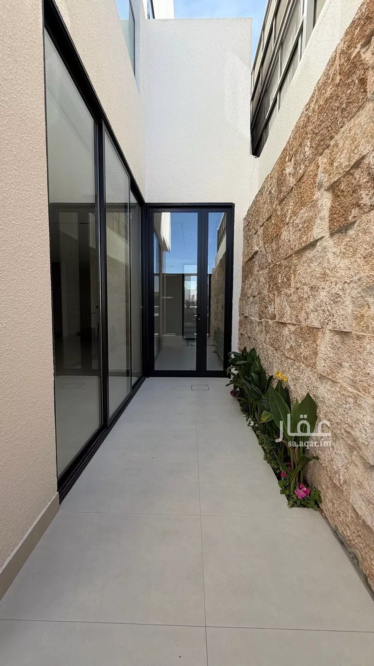 دور للبيع في شارع وجدة, حي الإزدهار, مدينة الرياض, منطقة الرياض