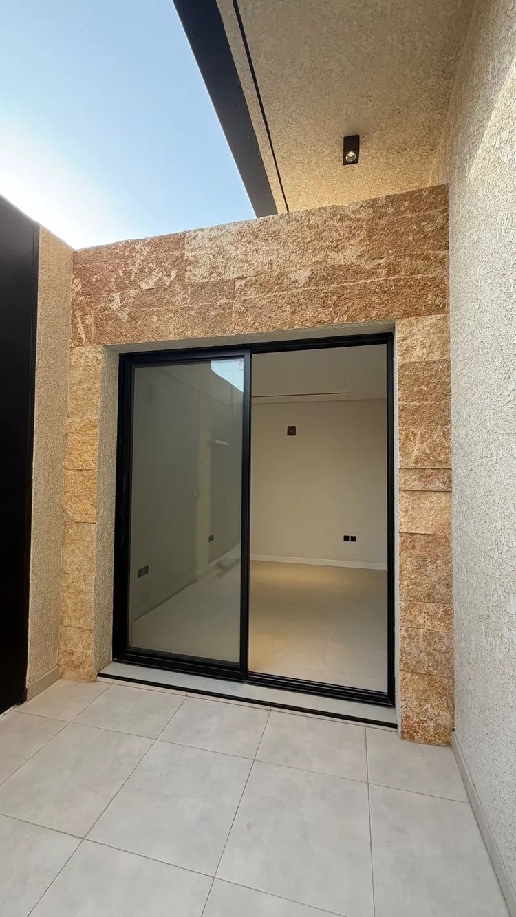 Villa for Sale in Riyadh Al Malqa 8