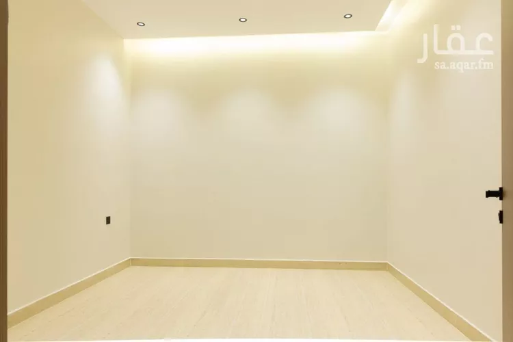 دور للبيع في شارع عبدالمحسن المنيع, حي الرمال, مدينة الرياض, منطقة الرياض صورة 2