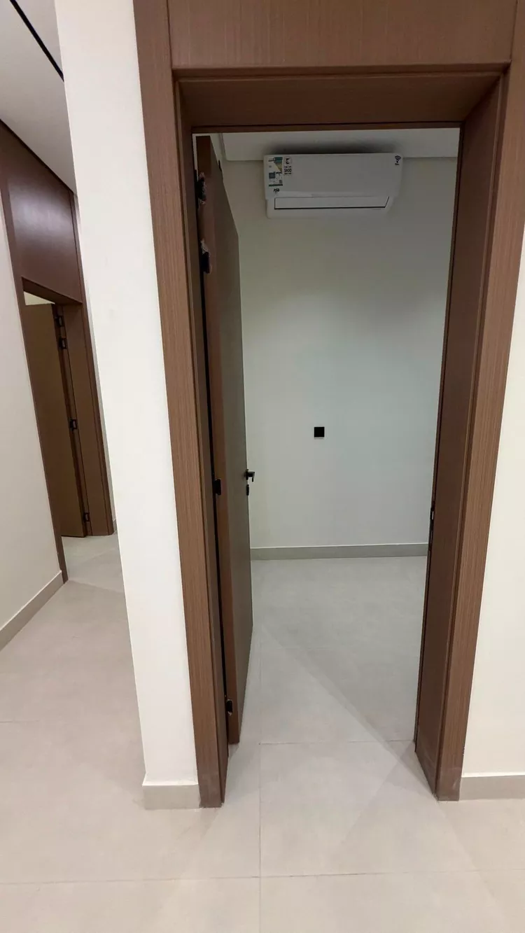 دور للبيع في شارع الجنادل, حي الإزدهار, مدينة الرياض, منطقة الرياض صورة 5