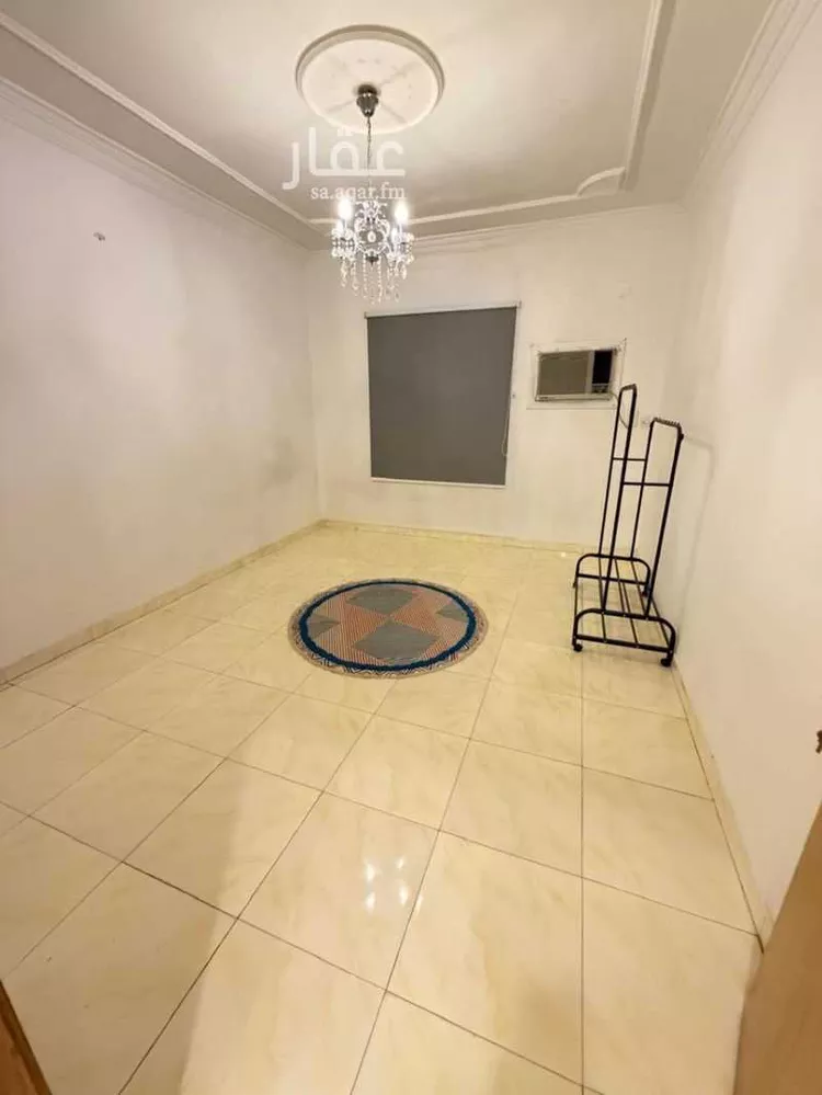 Floor for Rent in Riyadh Ad Dhubbat 12
