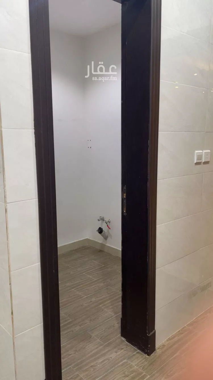 شقة للبيع في شارع أحمد الطيوري, حي المونسية, مدينة الرياض, منطقة الرياض 6