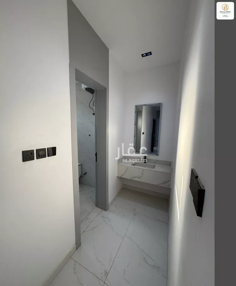 فيلا للبيع في شارع السرحاني, حي الجنادرية, مدينة الرياض, منطقة الرياض صورة 3