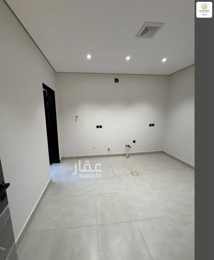 دور للبيع في شارع الشميلي, حي الجنادرية, مدينة الرياض, منطقة الرياض صورة 5