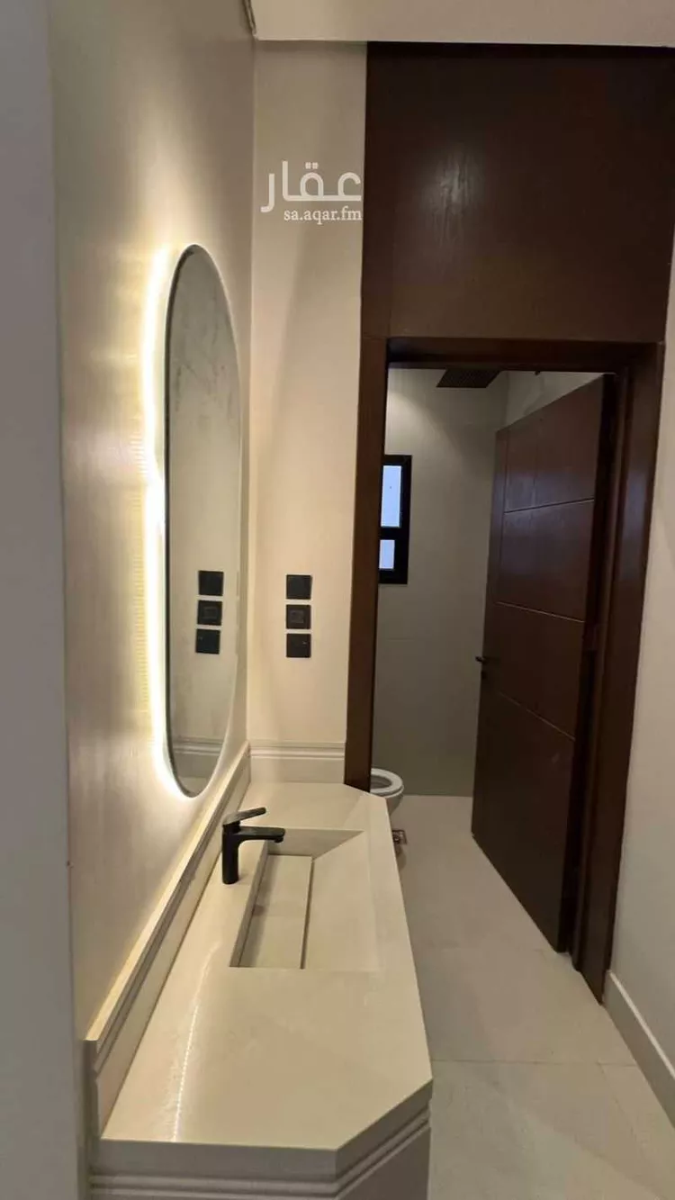 دور للبيع في شارع الضياء, حي الجنادرية, مدينة الرياض, منطقة الرياض 8