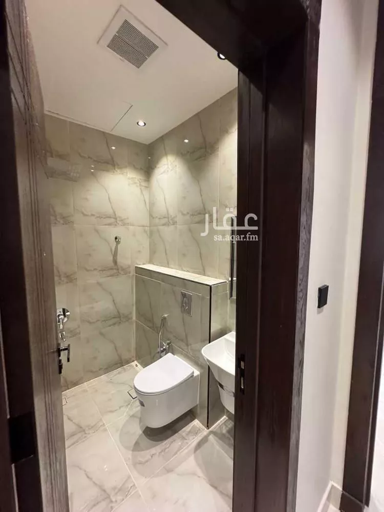 فيلا للبيع في شارع الدائري الثالث, حي الرابية, مدينة الرياض, منطقة الرياض صورة 2
