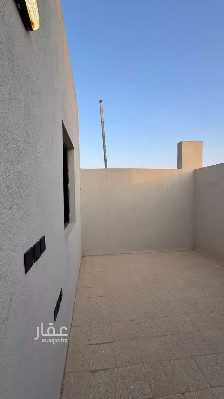 Floor for Sale in Riyadh Ash Sharq 6