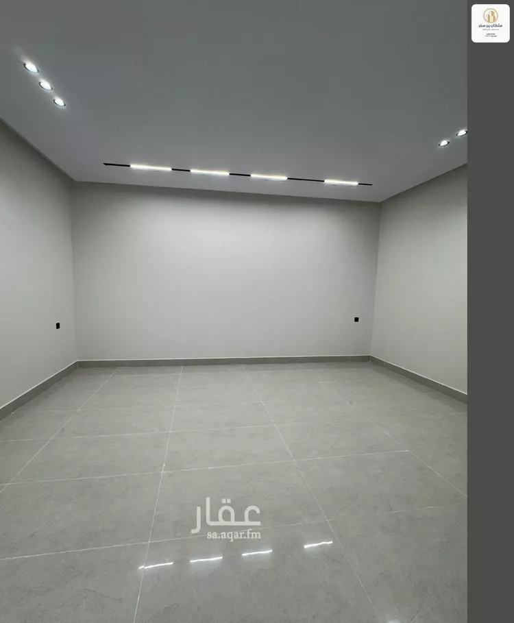 فيلا للبيع في شارع محمد بن الحسن الكرخي, حي البيان, مدينة الرياض, منطقة الرياض صورة 2