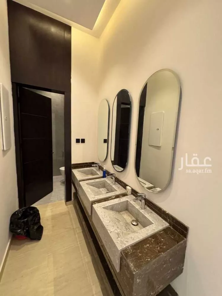 فيلا للبيع في شارع  خليفه ابن حمد آل ثاني, حي الجنادرية, مدينة الرياض, منطقة الرياض صورة 2