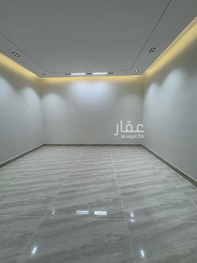 فيلا للبيع في شارع شارع رقم 94, حي الجنادرية, مدينة الرياض, منطقة الرياض صورة 2