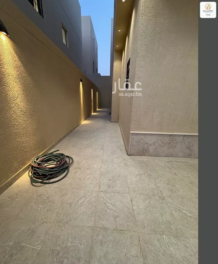 فيلا للبيع في شارع خليفه ابن حمد آل ثاني, حي الجنادرية, مدينة الرياض, منطقة الرياض صورة 2