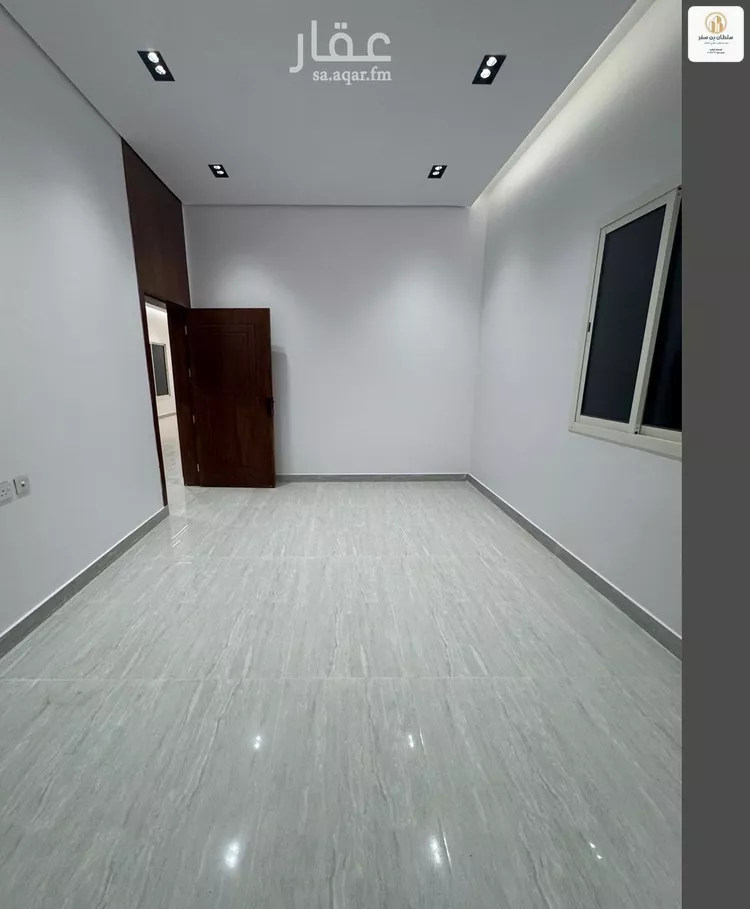 فيلا للبيع في شارع  خليفه ابن حمد آل ثاني, حي الجنادرية, مدينة الرياض, منطقة الرياض صورة 4