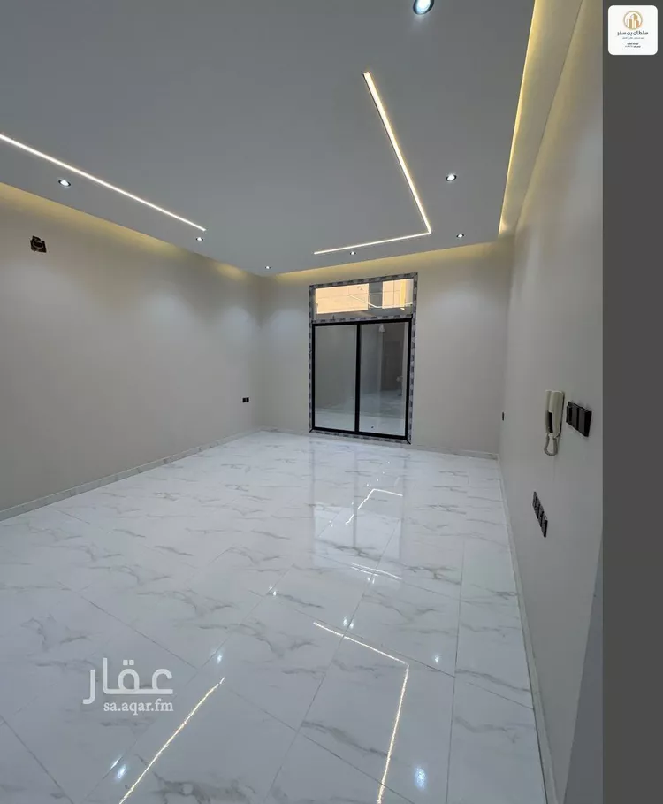 فيلا للبيع في شارع  خليفه ابن حمد آل ثاني, حي الجنادرية, مدينة الرياض, منطقة الرياض صورة 3