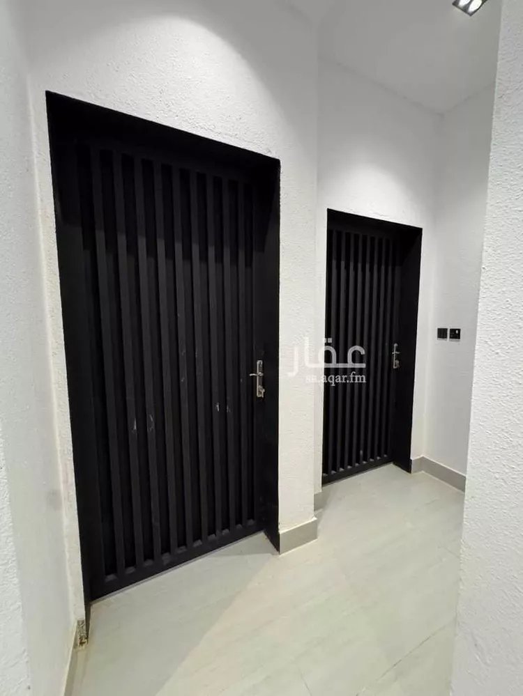 Floor for Sale in Riyadh Al Janadriyah صورة 4