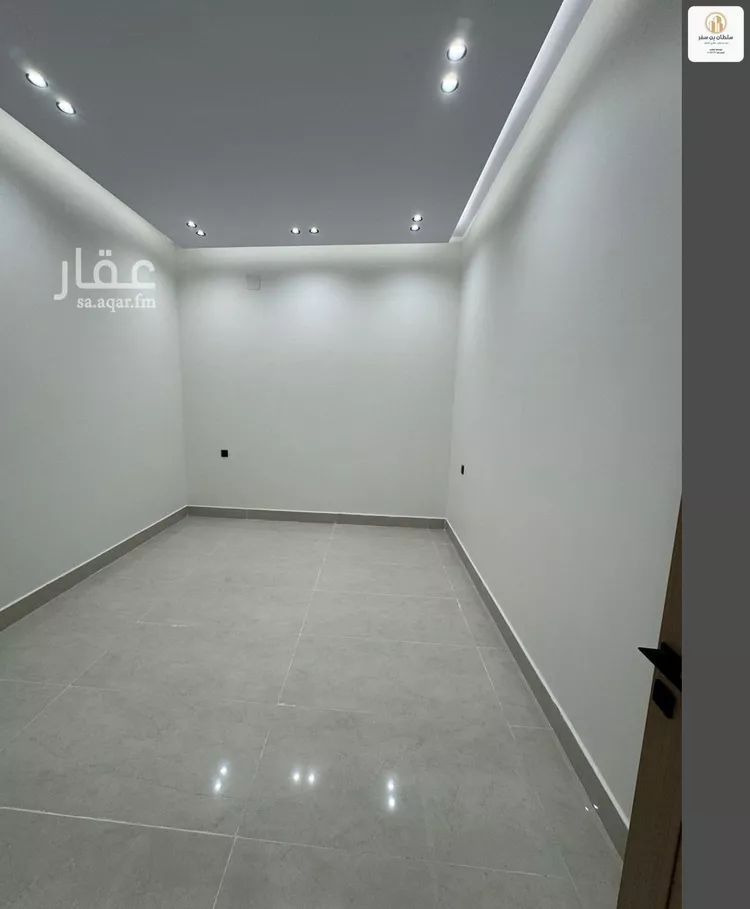 فيلا للبيع في شارع محمد بن الحسن الكرخي, حي البيان, مدينة الرياض, منطقة الرياض صورة 3