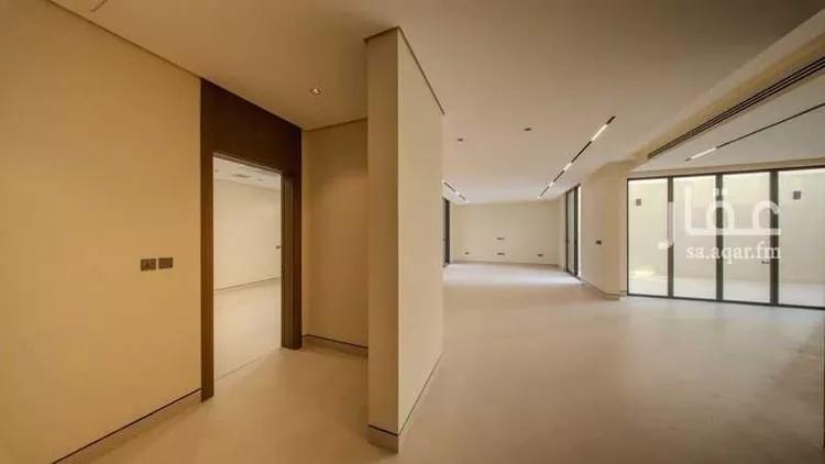 فيلا للبيع في شارع أبي الحسن الأسفرائيني, حي المهدية, مدينة الرياض, منطقة الرياض صورة 2