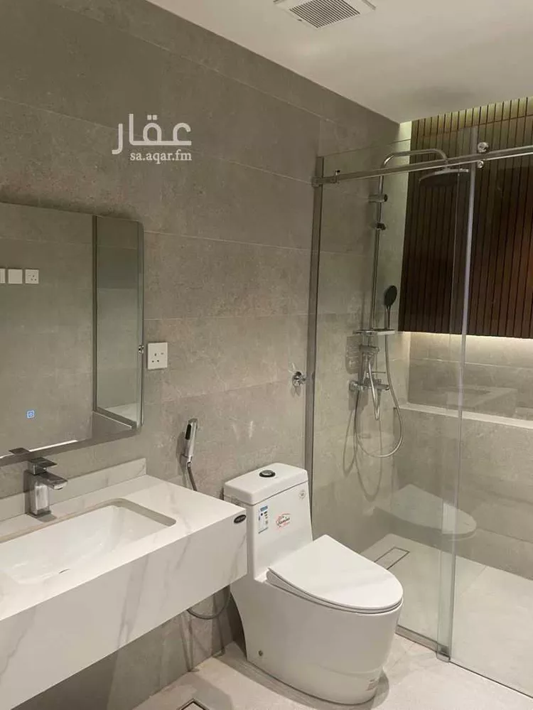 فيلا للبيع في شارع عبدالسلام المخزومي, حي سلطانة, مدينة الرياض, منطقة الرياض 7