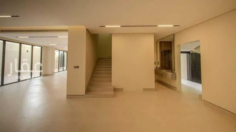 فيلا للبيع في شارع أبي الحسن الأسفرائيني, حي المهدية, مدينة الرياض, منطقة الرياض صورة 4