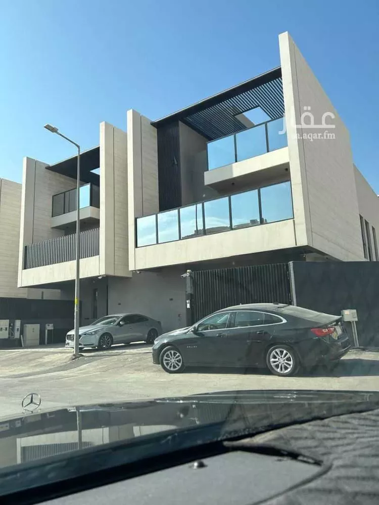 Floor for Sale in Riyadh An Nada