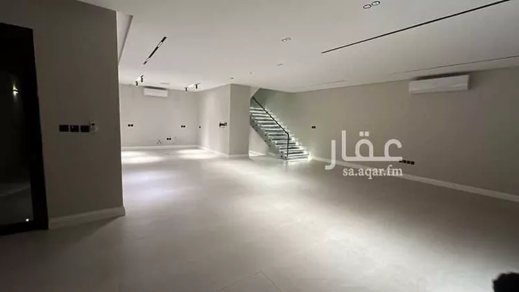 فيلا للإيجار في شارع محمد بن بشر, حي العارض, مدينة الرياض, منطقة الرياض صورة 2