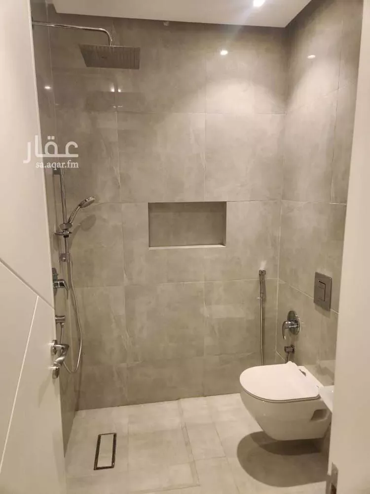 فيلا للإيجار في شارع عيسى الغبريني, حي العارض, مدينة الرياض, منطقة الرياض صورة 4