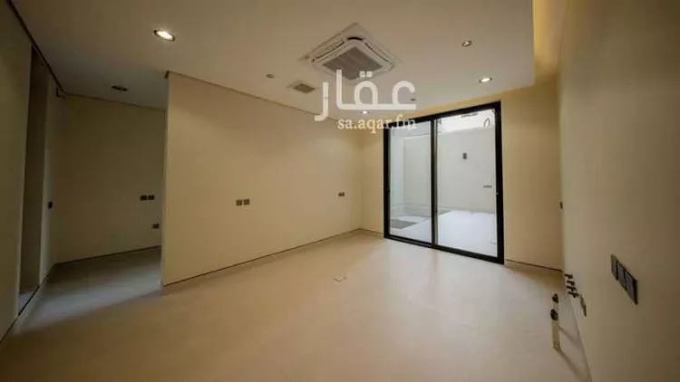 فيلا للبيع في شارع أبي الحسن الأسفرائيني, حي المهدية, مدينة الرياض, منطقة الرياض صورة 3