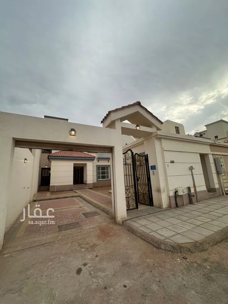 فيلا للبيع في شارع زياد بن رباح, حي الرانوناء, مدينة المدينة المنورة, منطقة المدينة المنورة