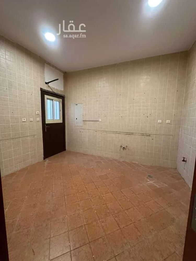 فيلا للبيع في شارع زياد بن رباح, حي الرانوناء, مدينة المدينة المنورة, منطقة المدينة المنورة 9