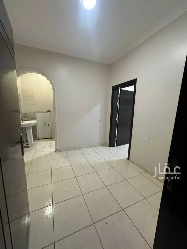 Room for Rent in Medina Al Aridh