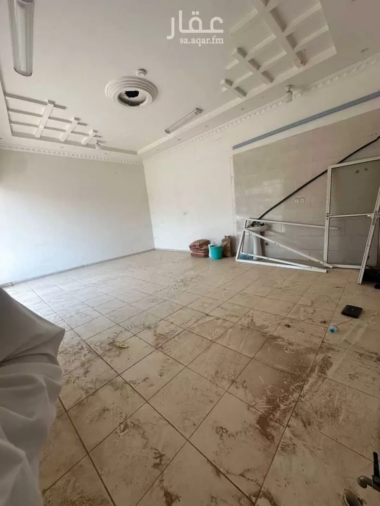 Shop for Rent in Medina Al Jabrah صورة 3