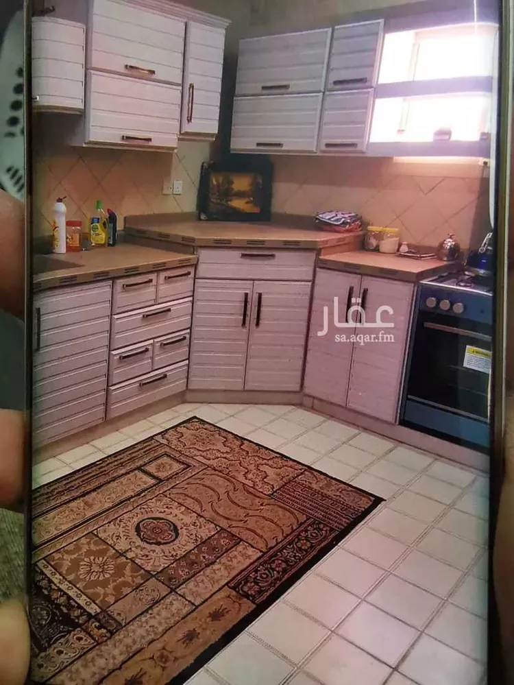 شقة للإيجار في شارع عمير بن سعد الانصاري, حي المطار, مدينة المدينة المنورة, منطقة المدينة المنورة 9